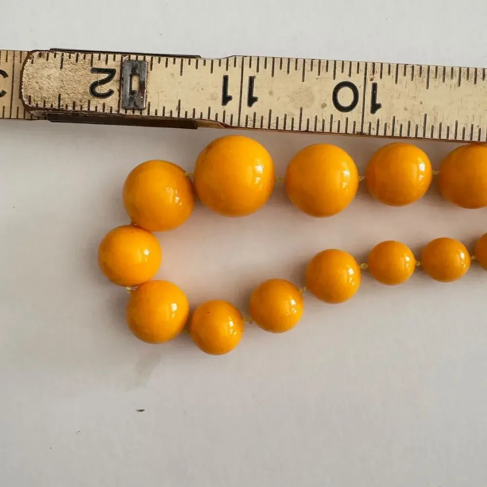 24” Egg Yolk Marble Orange Acrylic Beaded Choker Necklace 1960s Flinstones VNTG